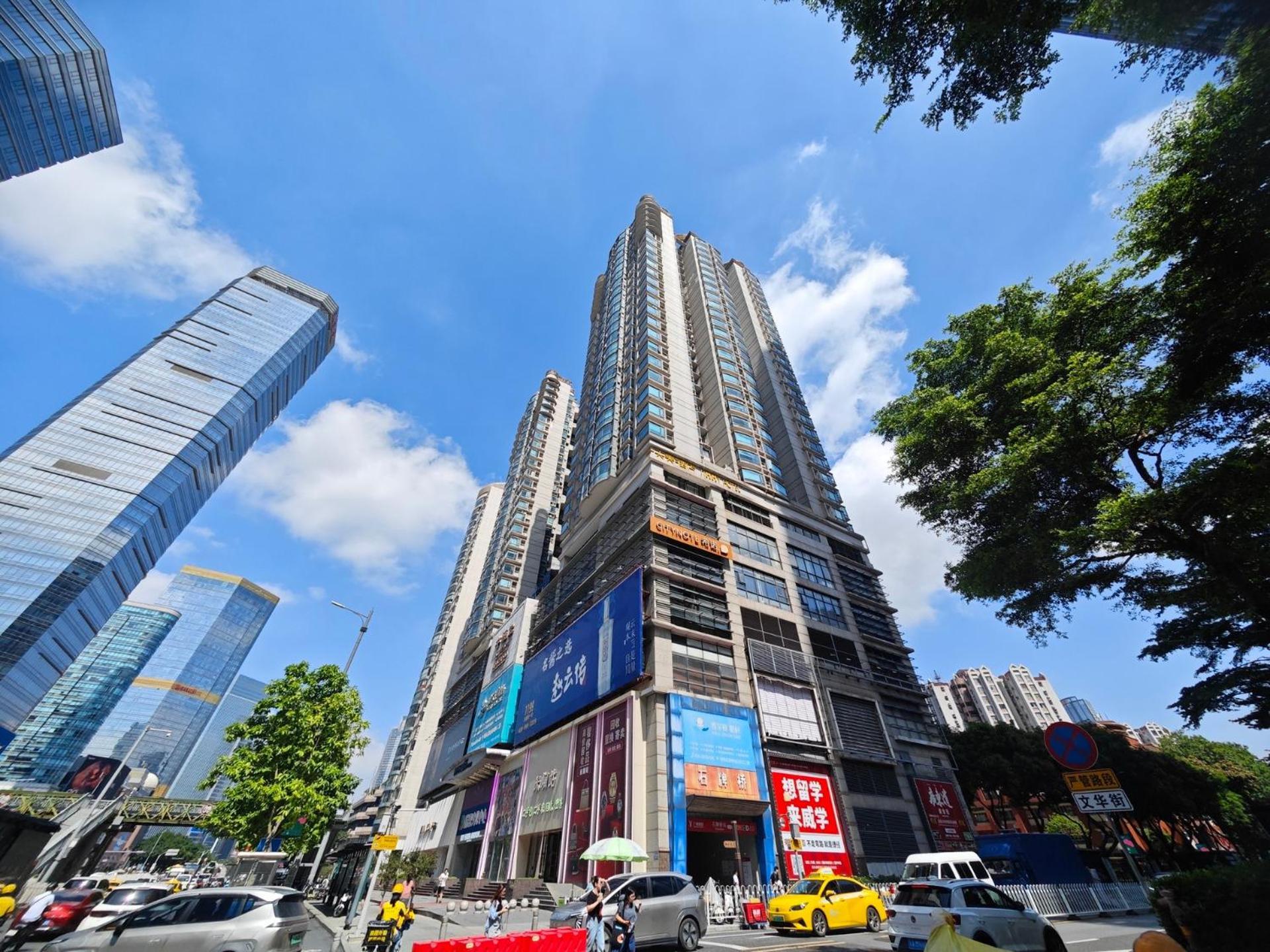 Yun Jin City View Hotel - Guangzhou Taikoo Hui Zhujiang New Town Tianhe Sports Center Exterior foto